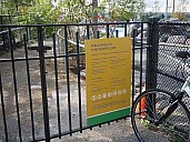 NewYorkPierSixPlgrdOct21_10A.jpg: 640x480, 92k (February 22, 2020, at 09:28 PM EST)